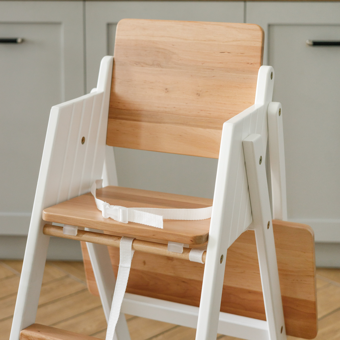 VILHA Folding Baby Chair Winter forest (White)
