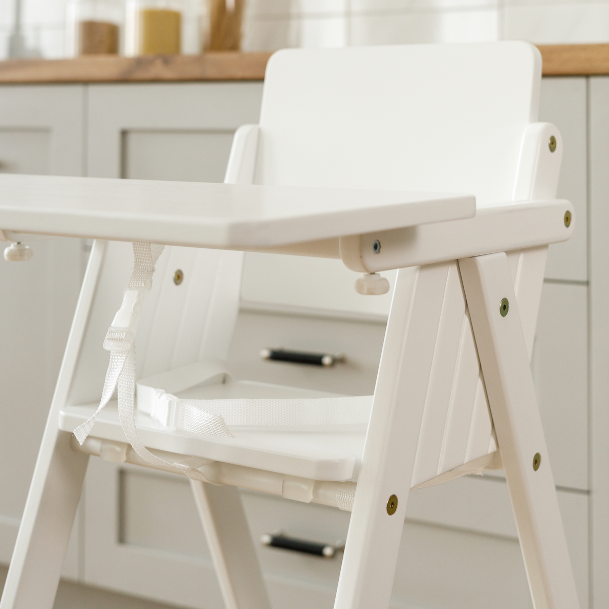 VILHA Folding Baby Chair Snow (Full White)