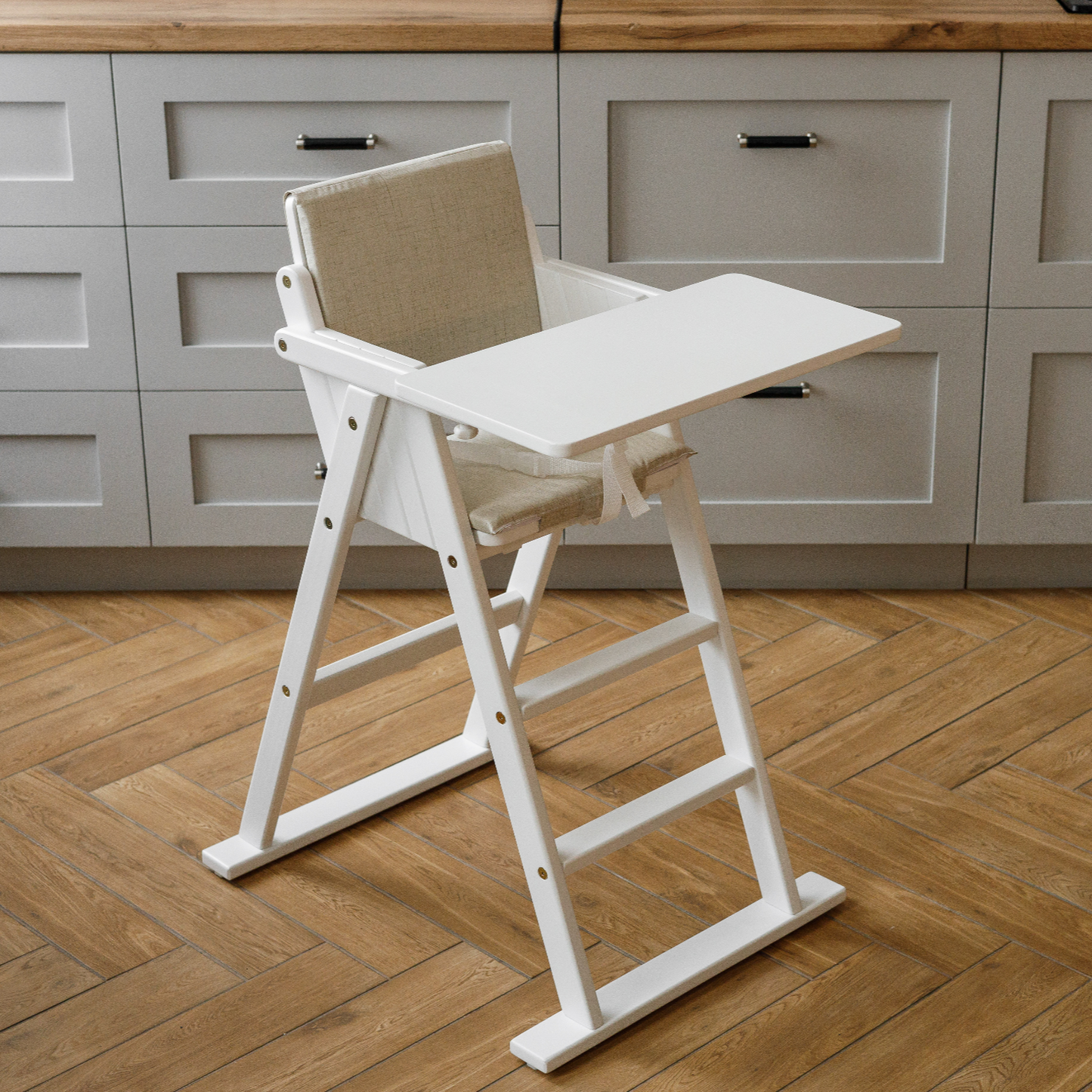 VILHA Folding Baby Chair Snow (Full White)